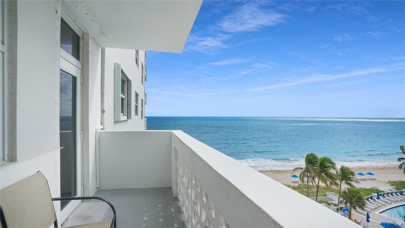 4250 Galt Ocean Drive 7S