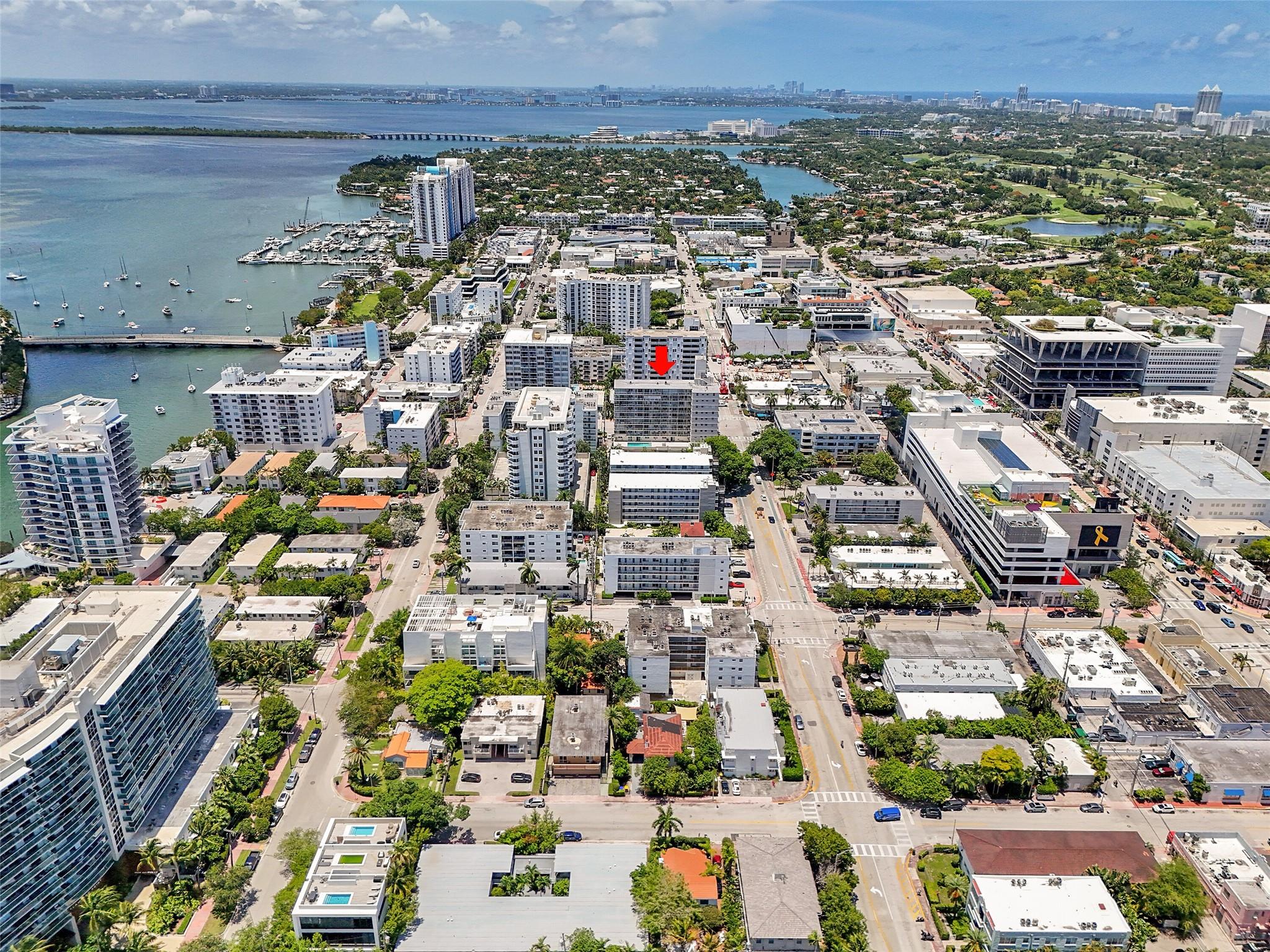 LINCOLN TOWERS - Residential