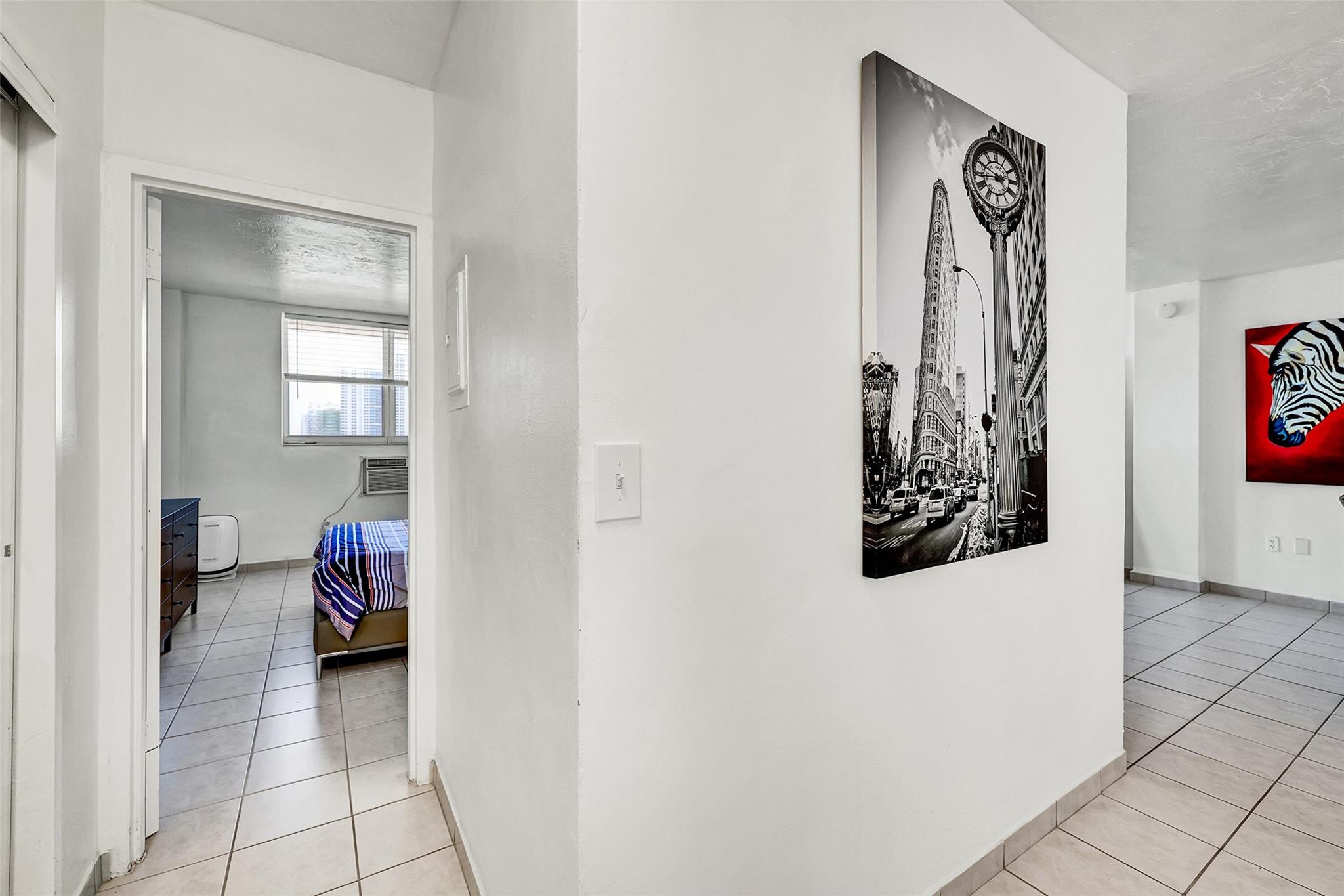 LINCOLN TOWERS - Residential