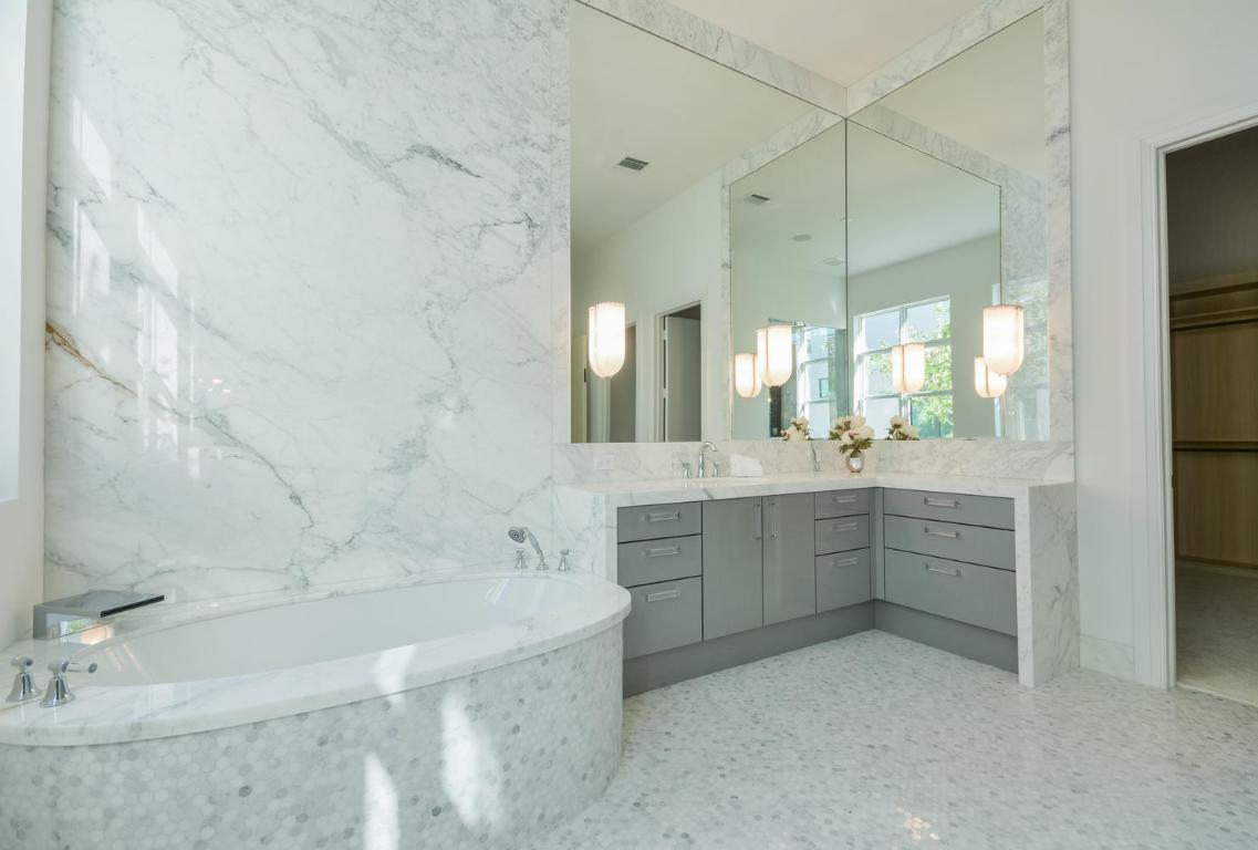 ST ANDREWS COUNTRY CLUB - Residential