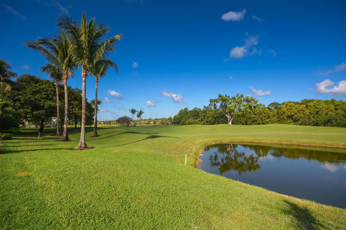 ST ANDREWS COUNTRY CLUB - Residential