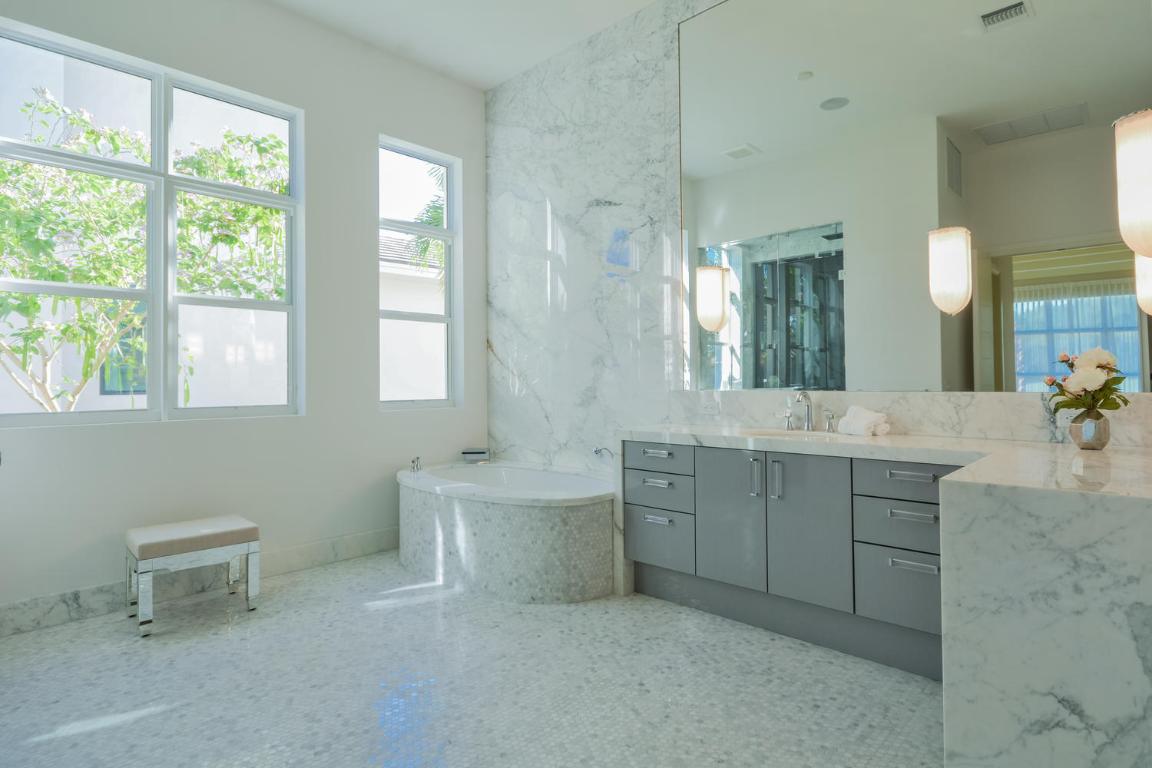 ST ANDREWS COUNTRY CLUB - Residential