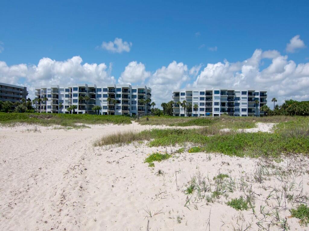 1616 SEA COVE CONDOMINIUM - Residential