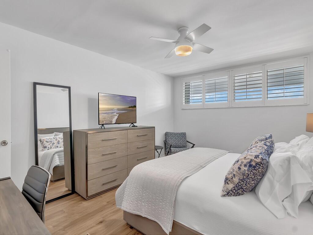 1616 SEA COVE CONDOMINIUM - Residential