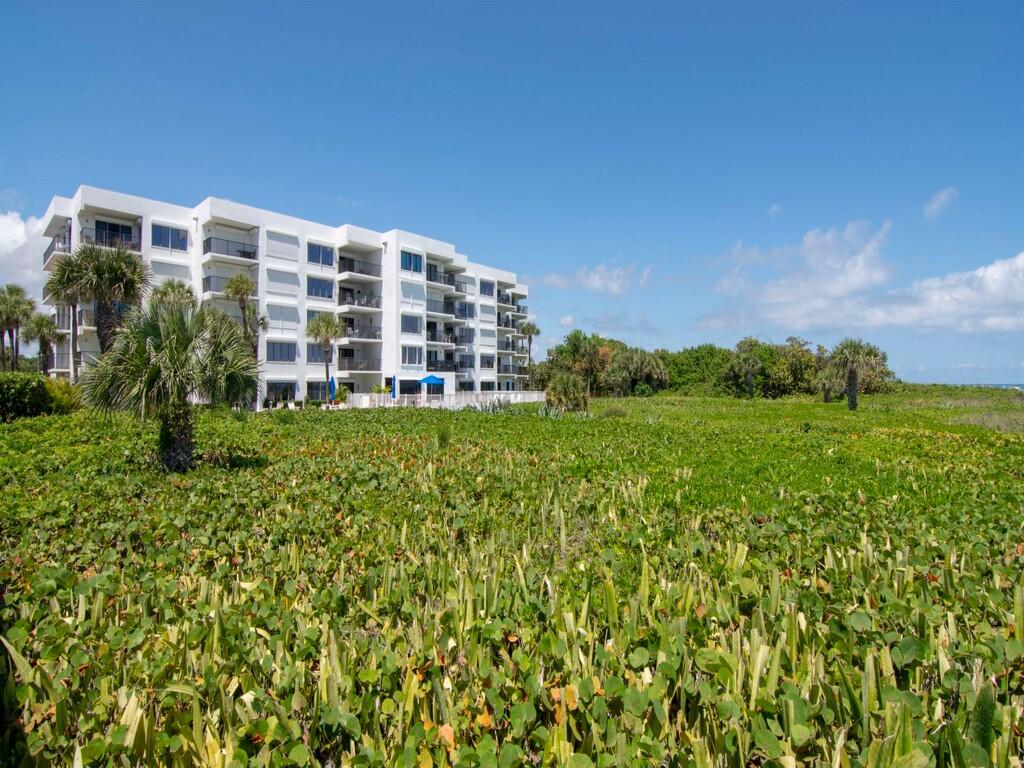 1616 SEA COVE CONDOMINIUM - Residential