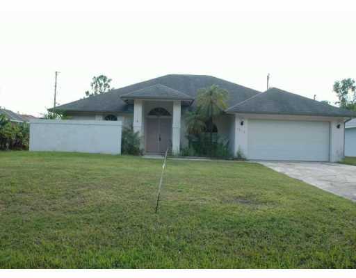 Lots of square footage in this CBS home located in the St James area close to shopping. Spacious eat in kitchen with a snack bar plus a large family room. 3 sets of sliders lead to the screen porch. Large master suite with a separate tub and shower. Bedroom 2 is oversized and has french doors to the porch.