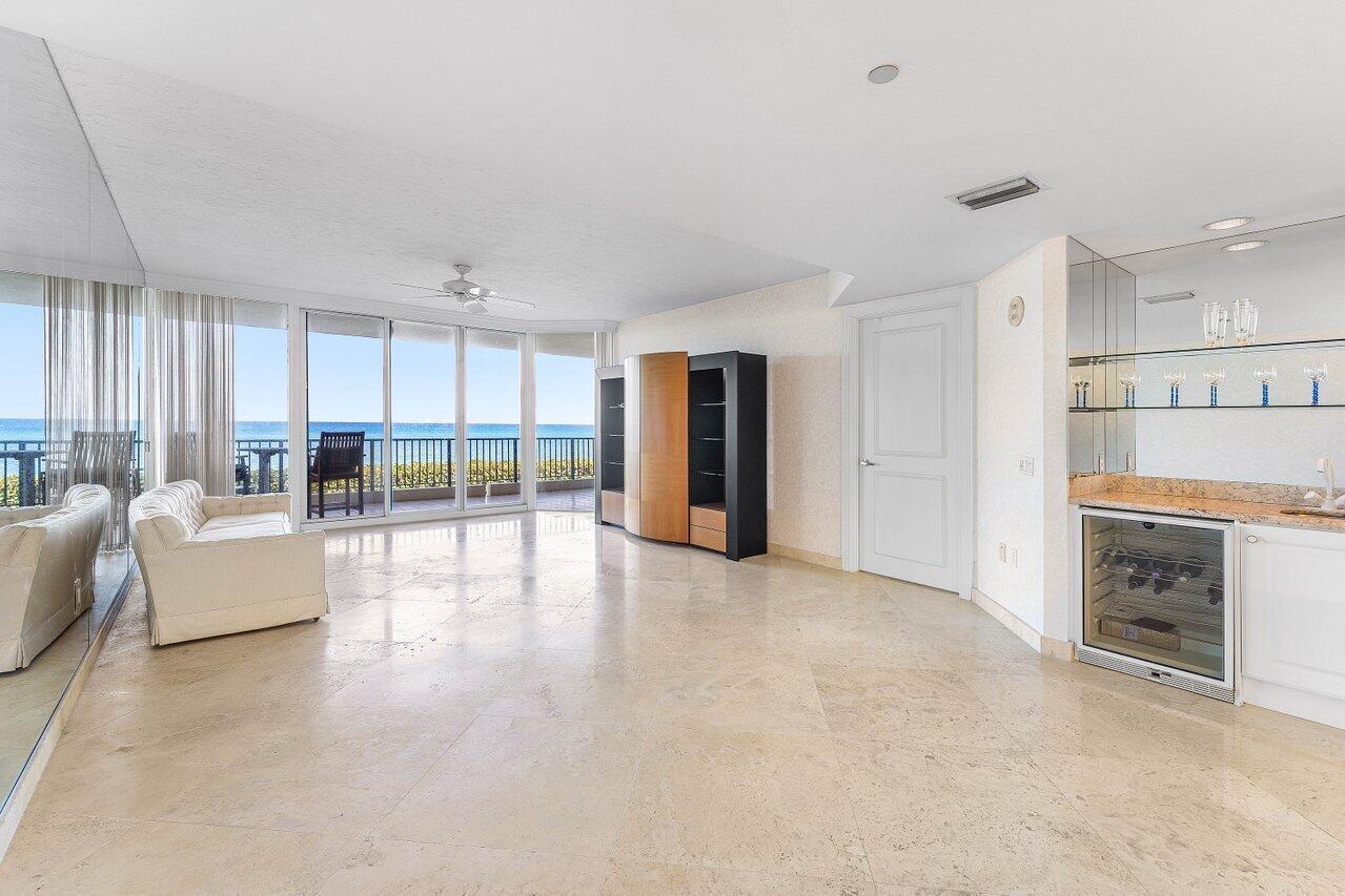 800 Ocean Drive 204