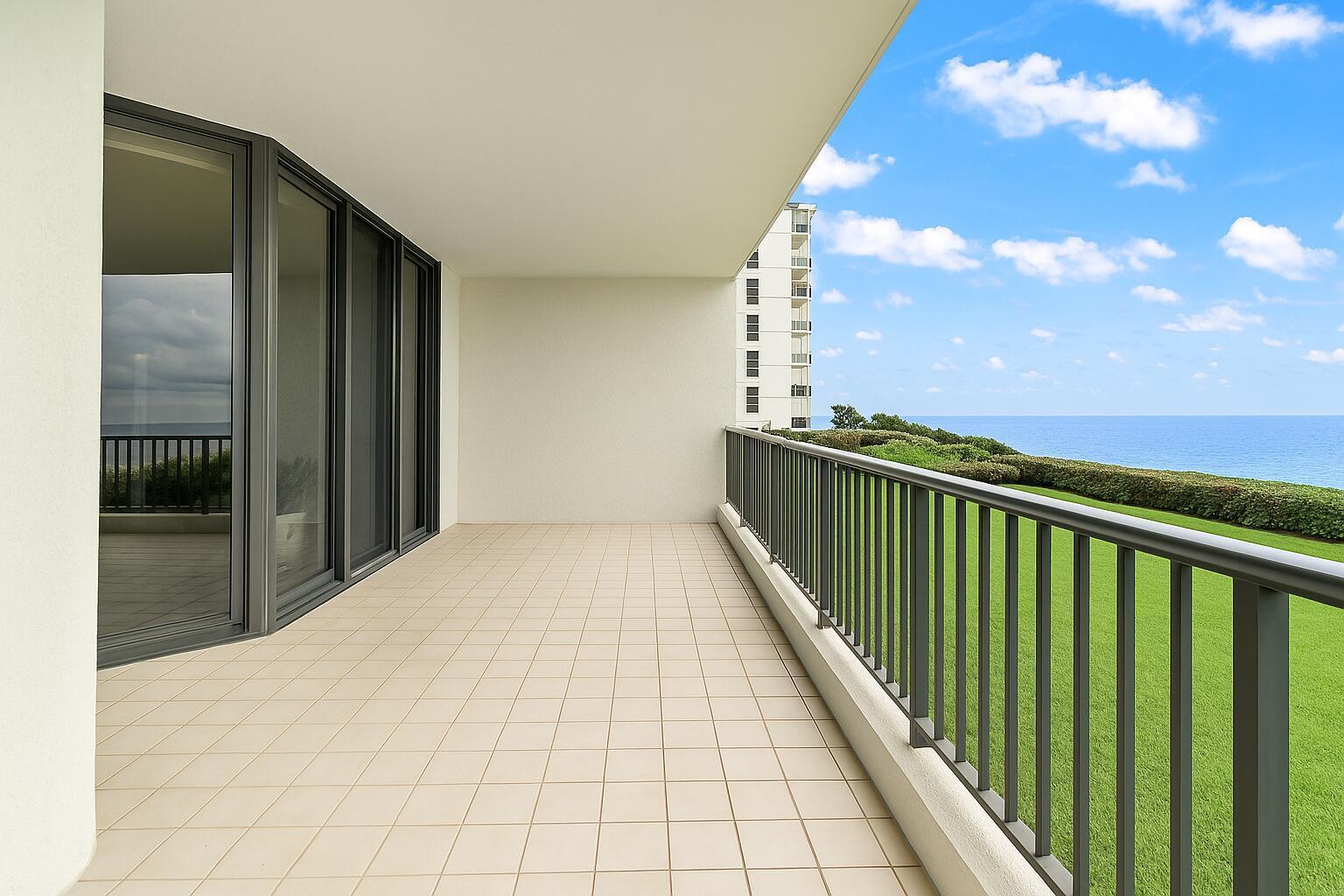800 Ocean Drive 204