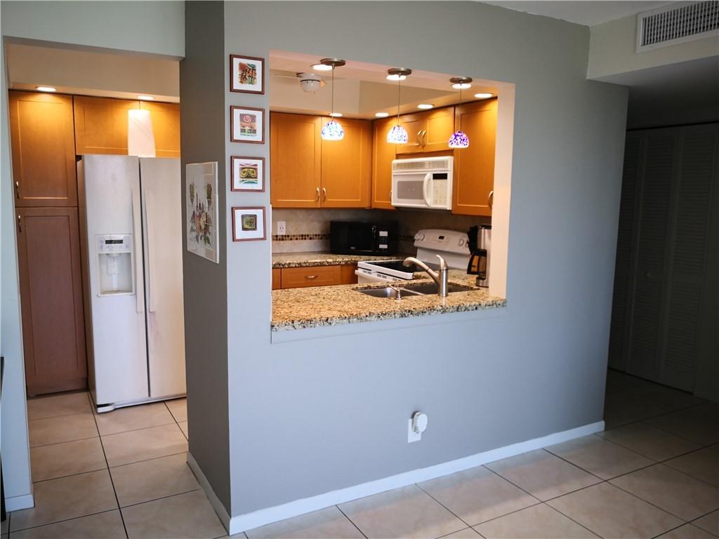 River Reach Condominiums - Residential