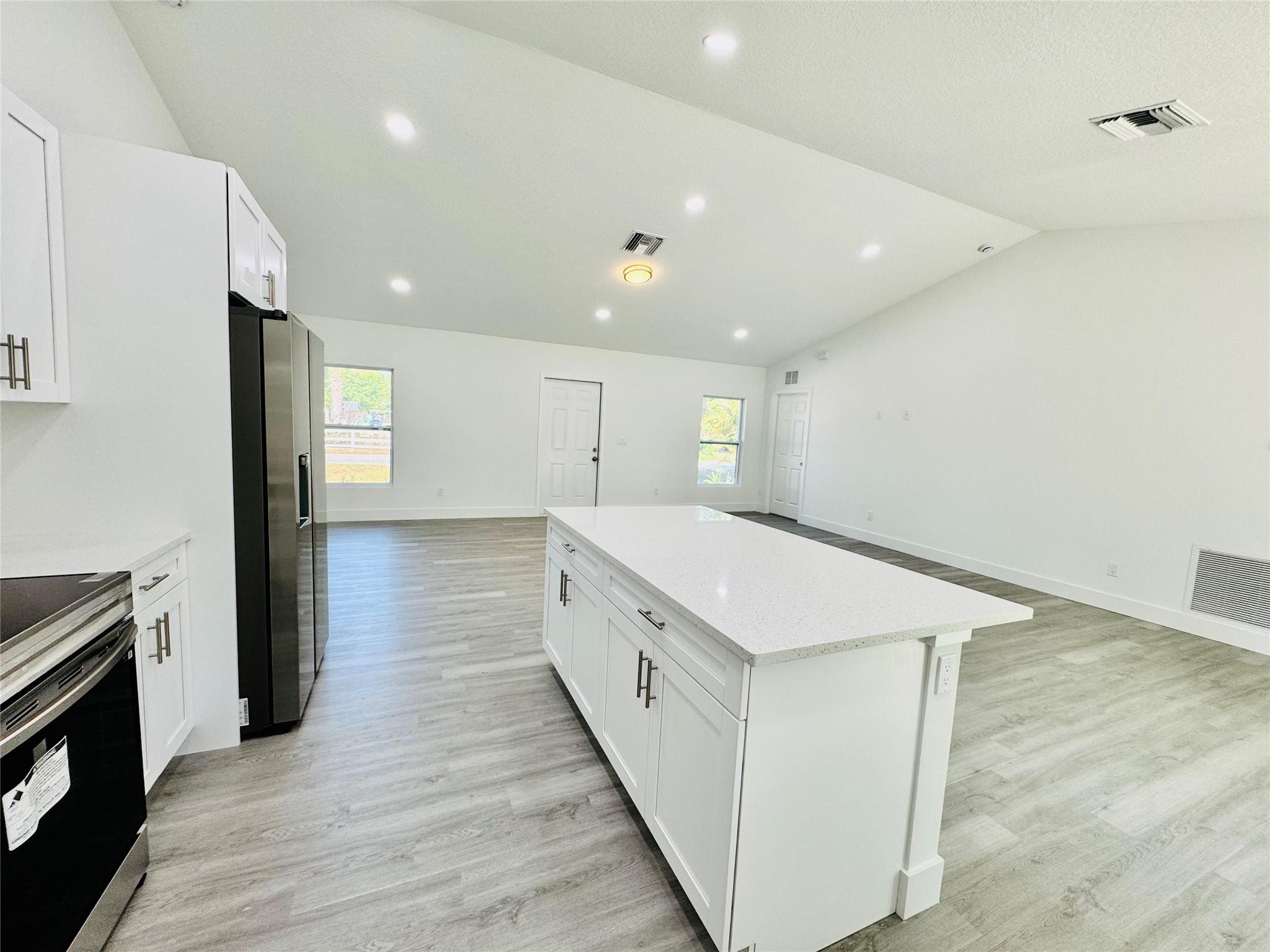 3260 NW 34th Ave