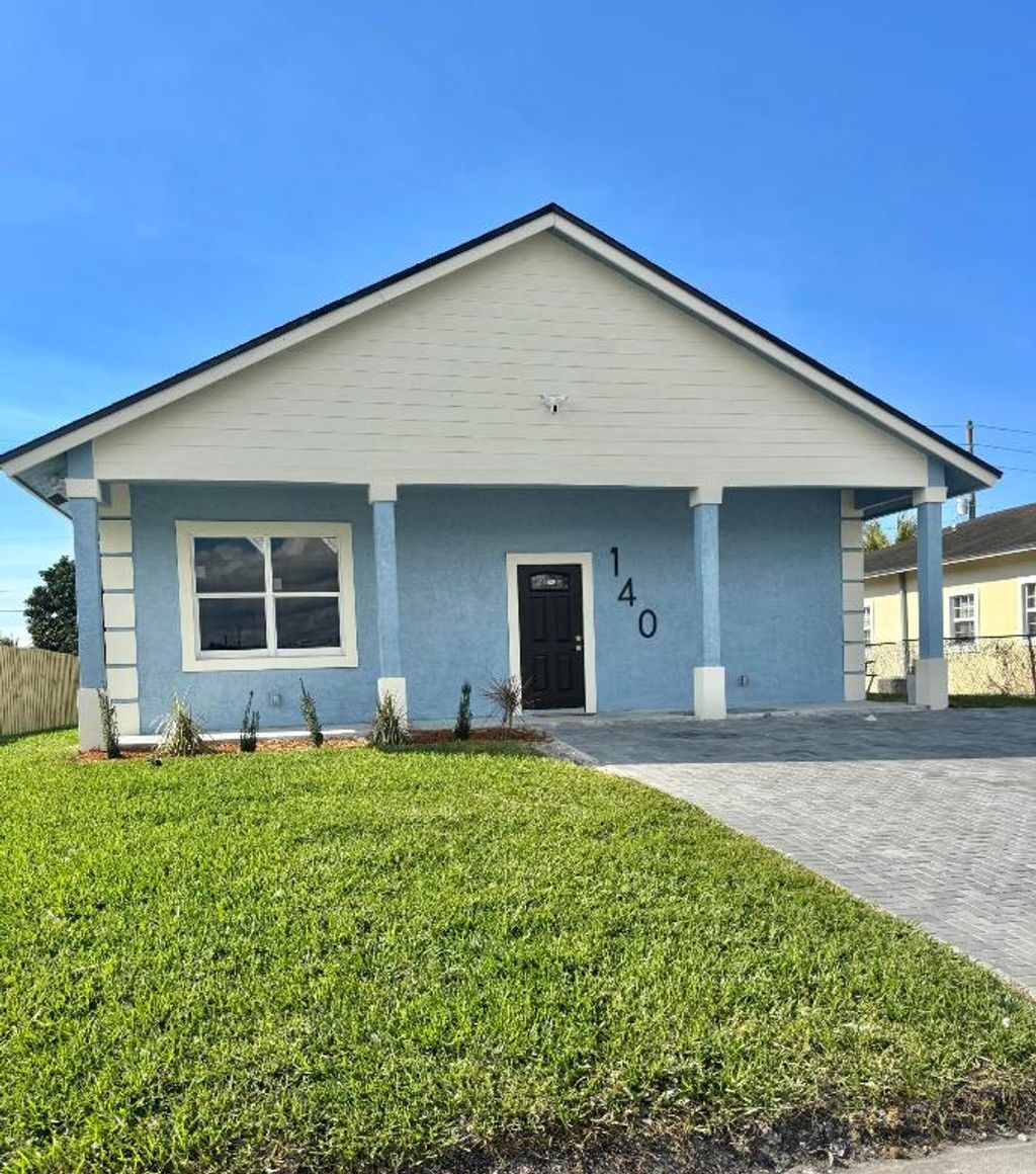 Photo of 140 SW 6th Avenue, South Bay, FL 33493 (MLS # R11151954)