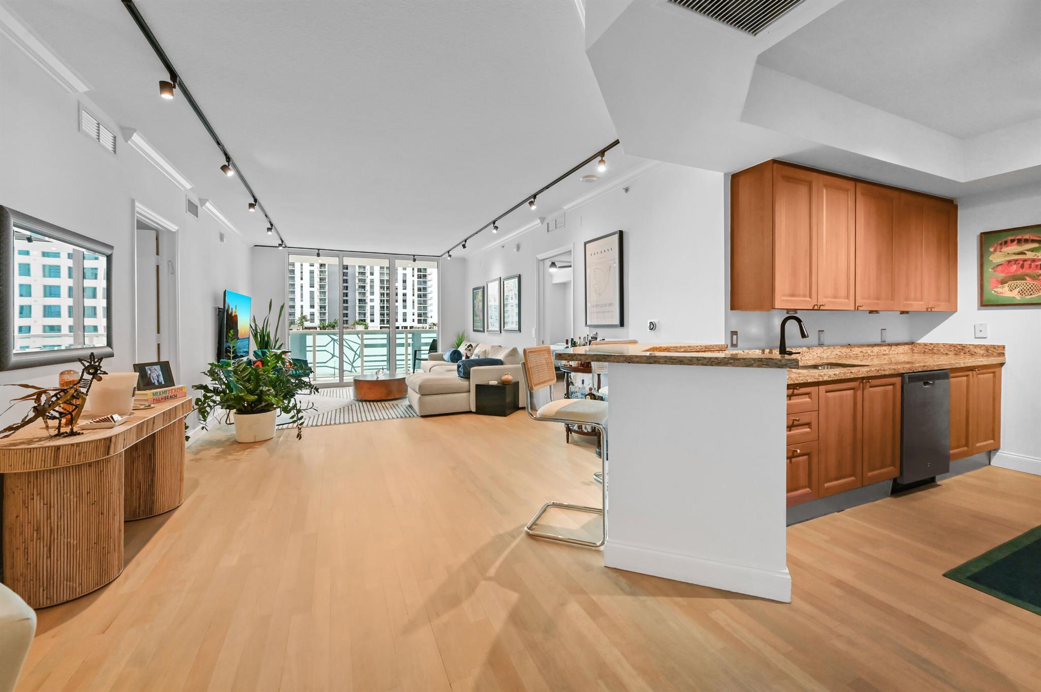 350 LAS OLAS PLACE CONDO - Residential Lease