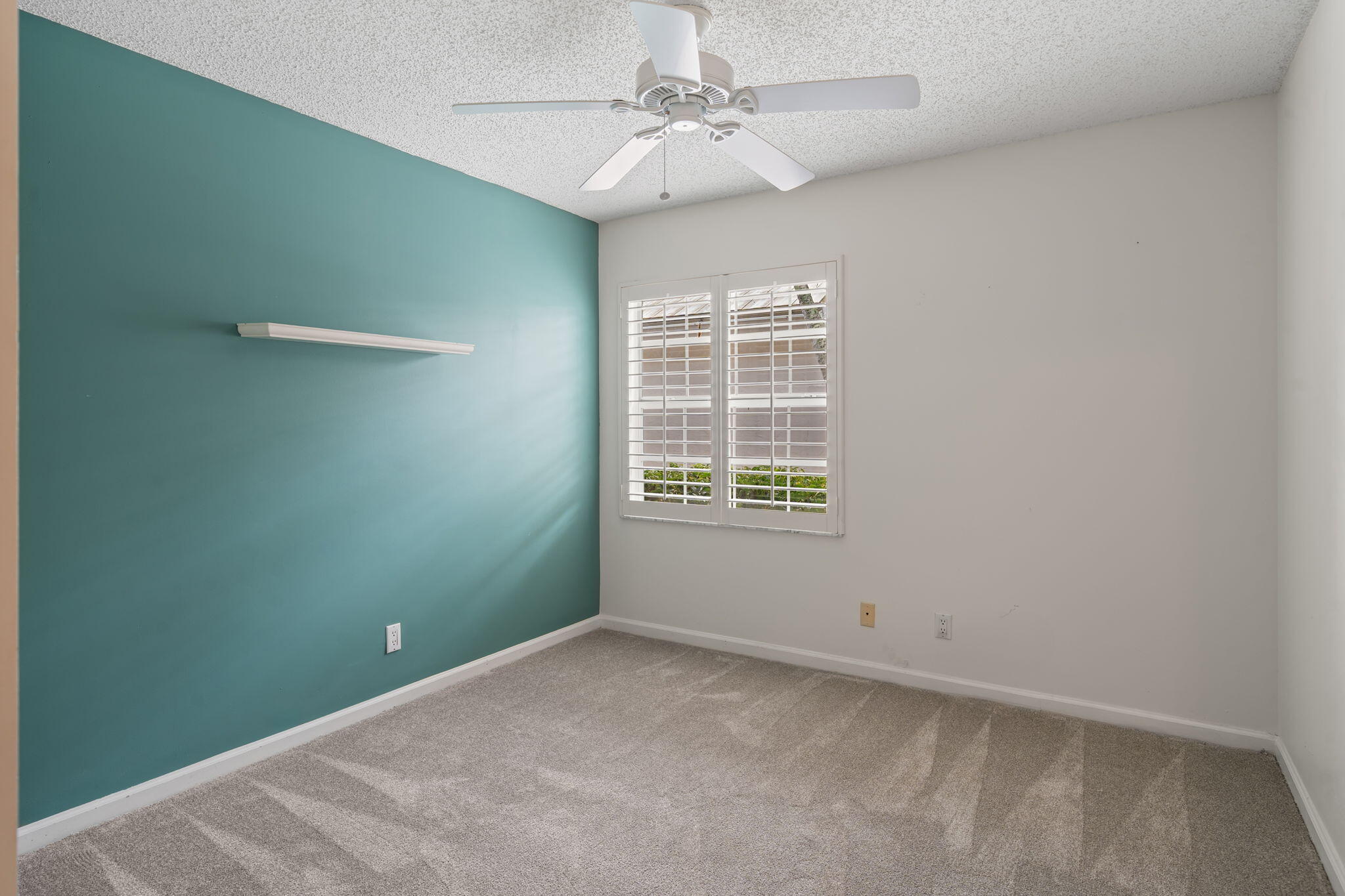 BREAKERS WEST | The Colony - Residential