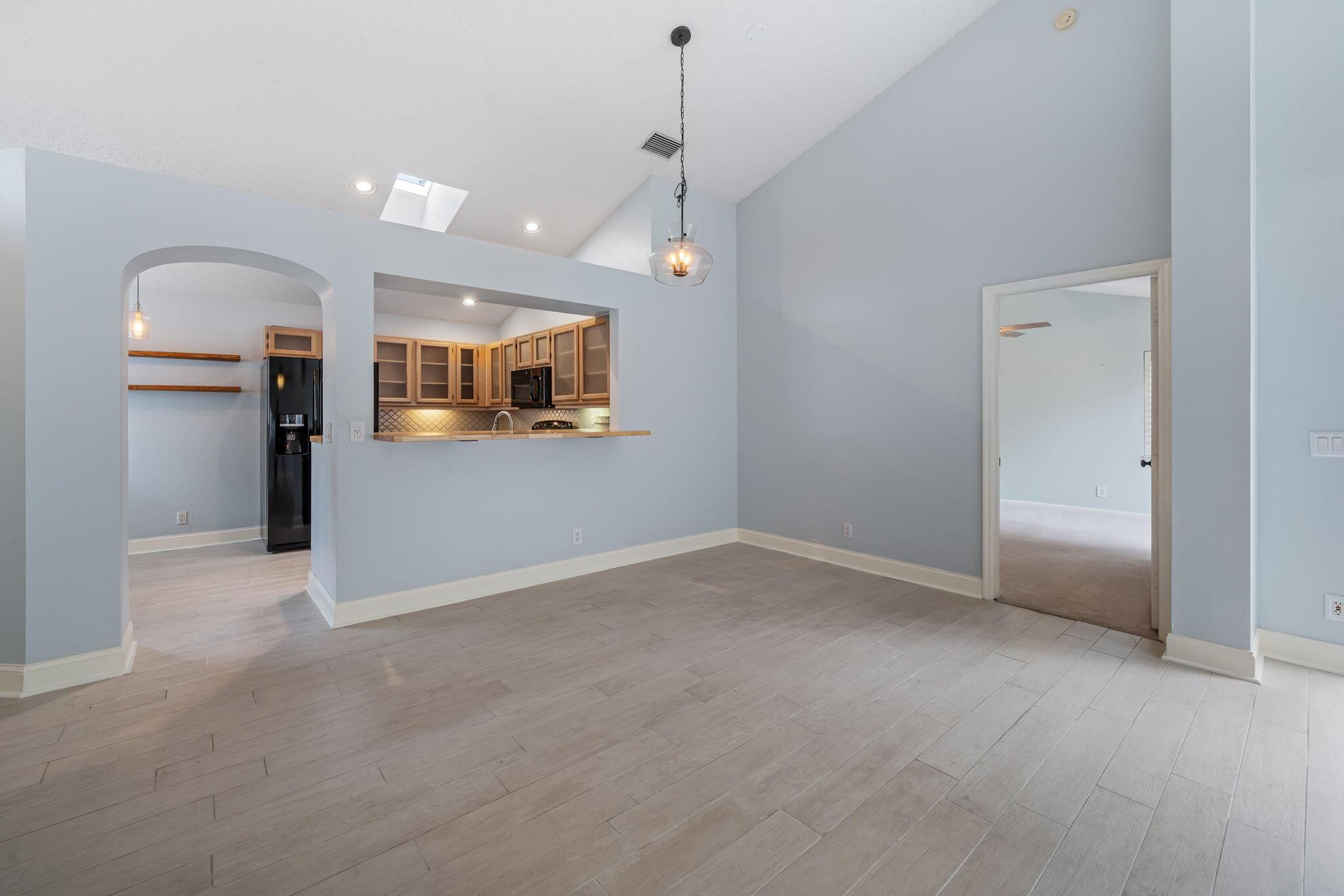 9190 Heathridge Drive