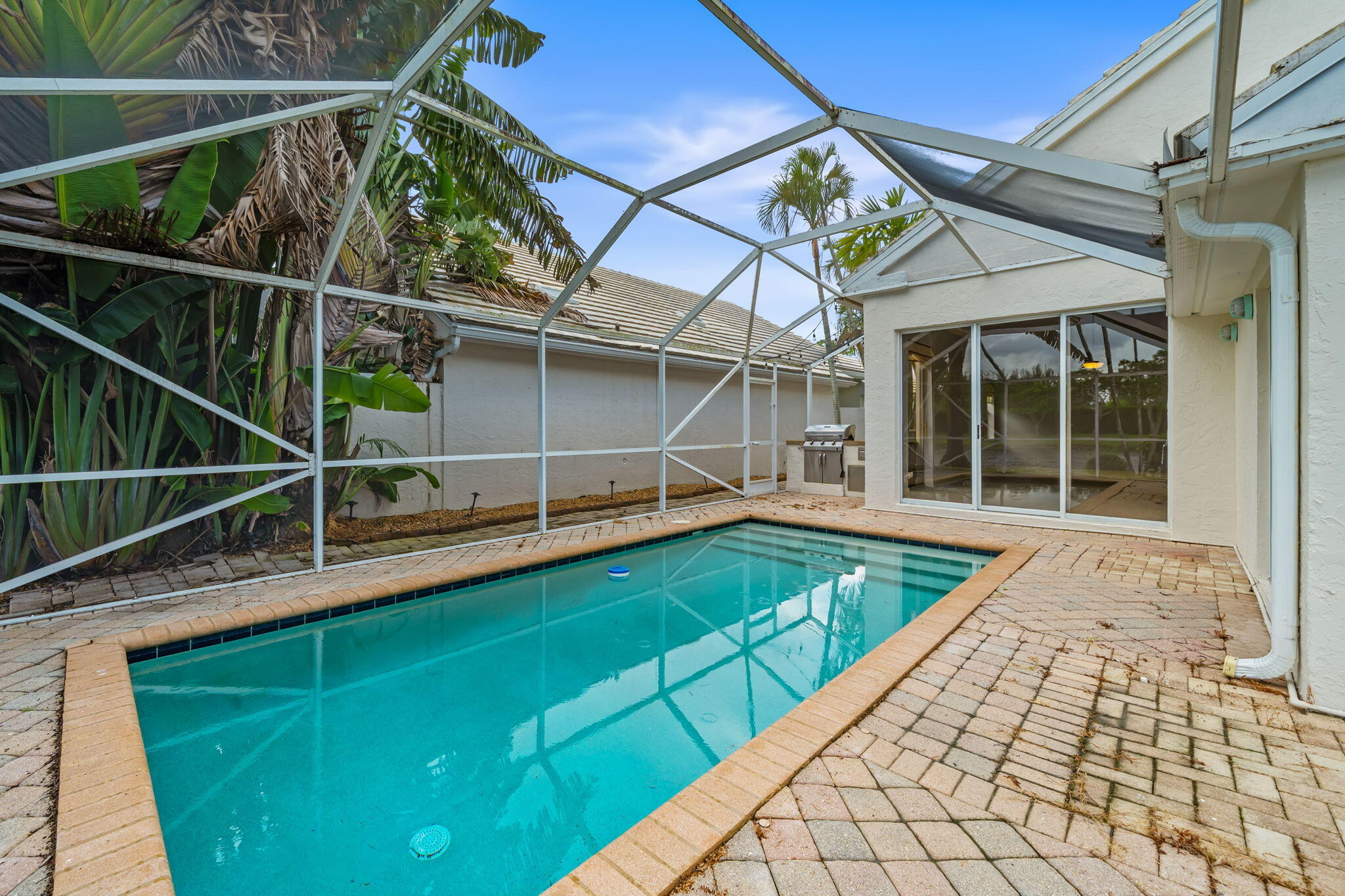 BREAKERS WEST | The Colony - Residential