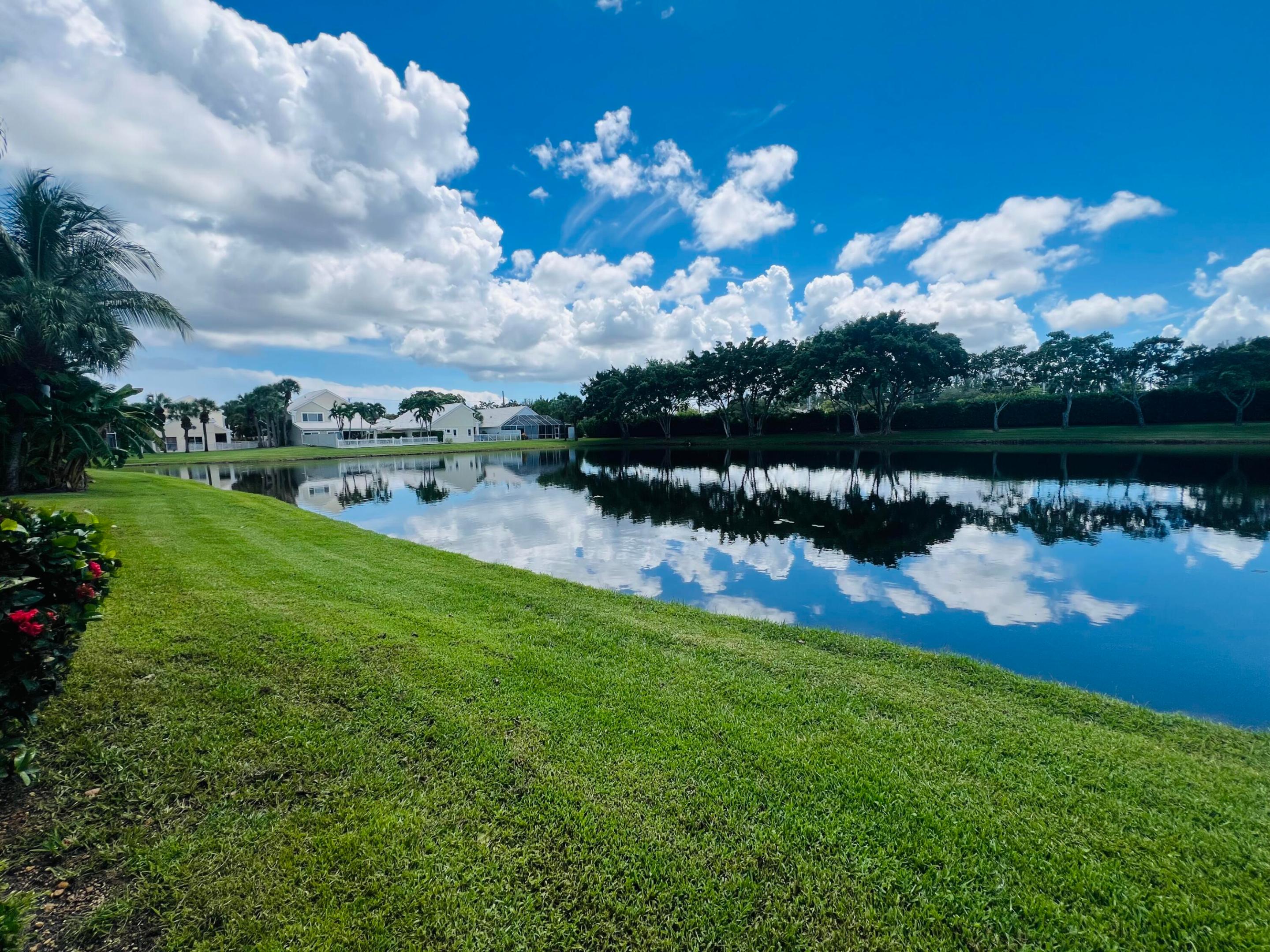 BREAKERS WEST | The Colony - Residential