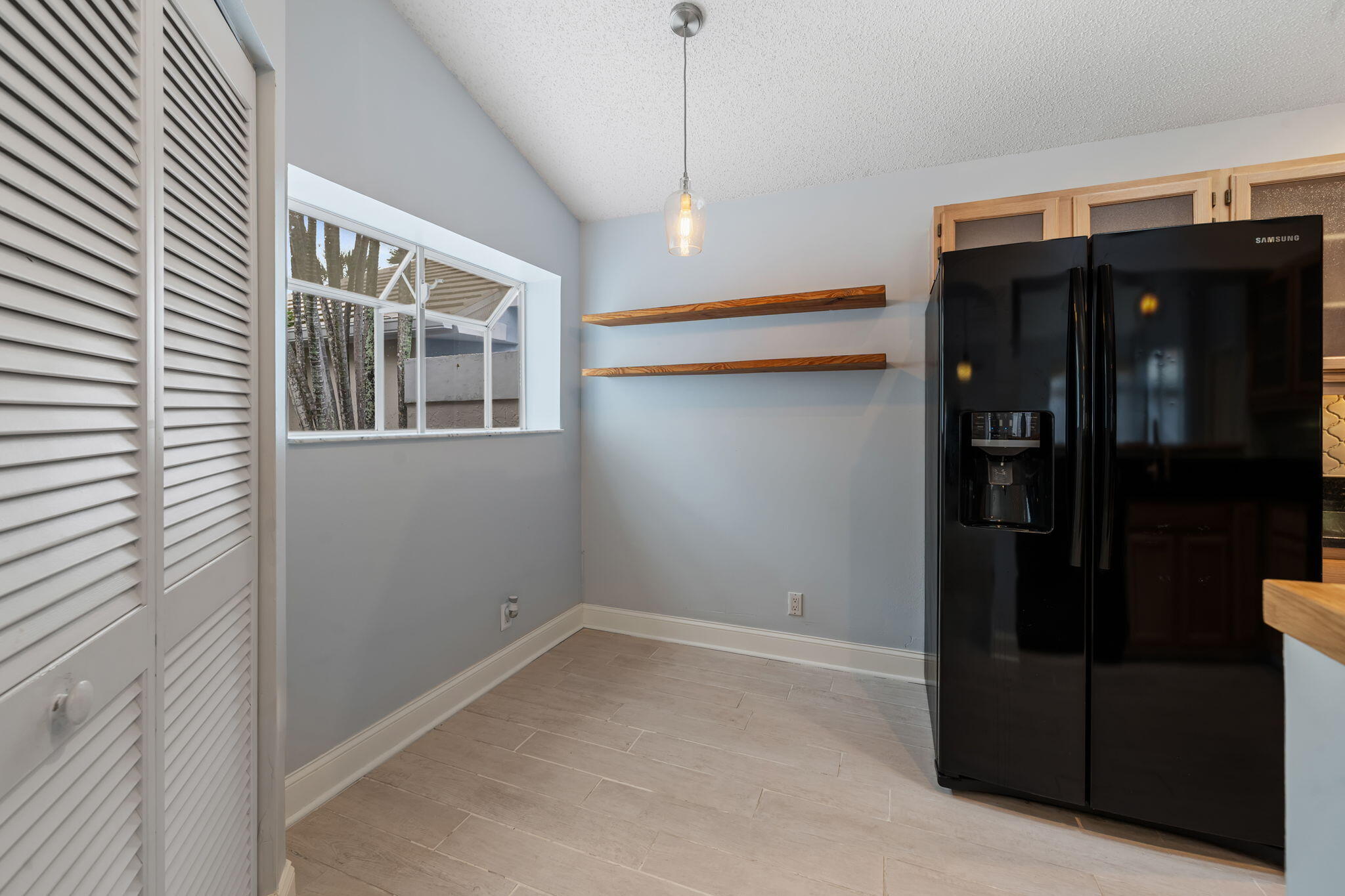 BREAKERS WEST | The Colony - Residential