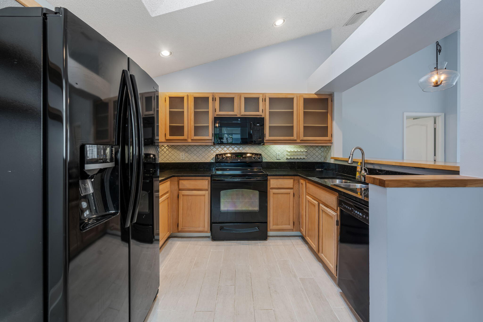 BREAKERS WEST | The Colony - Residential