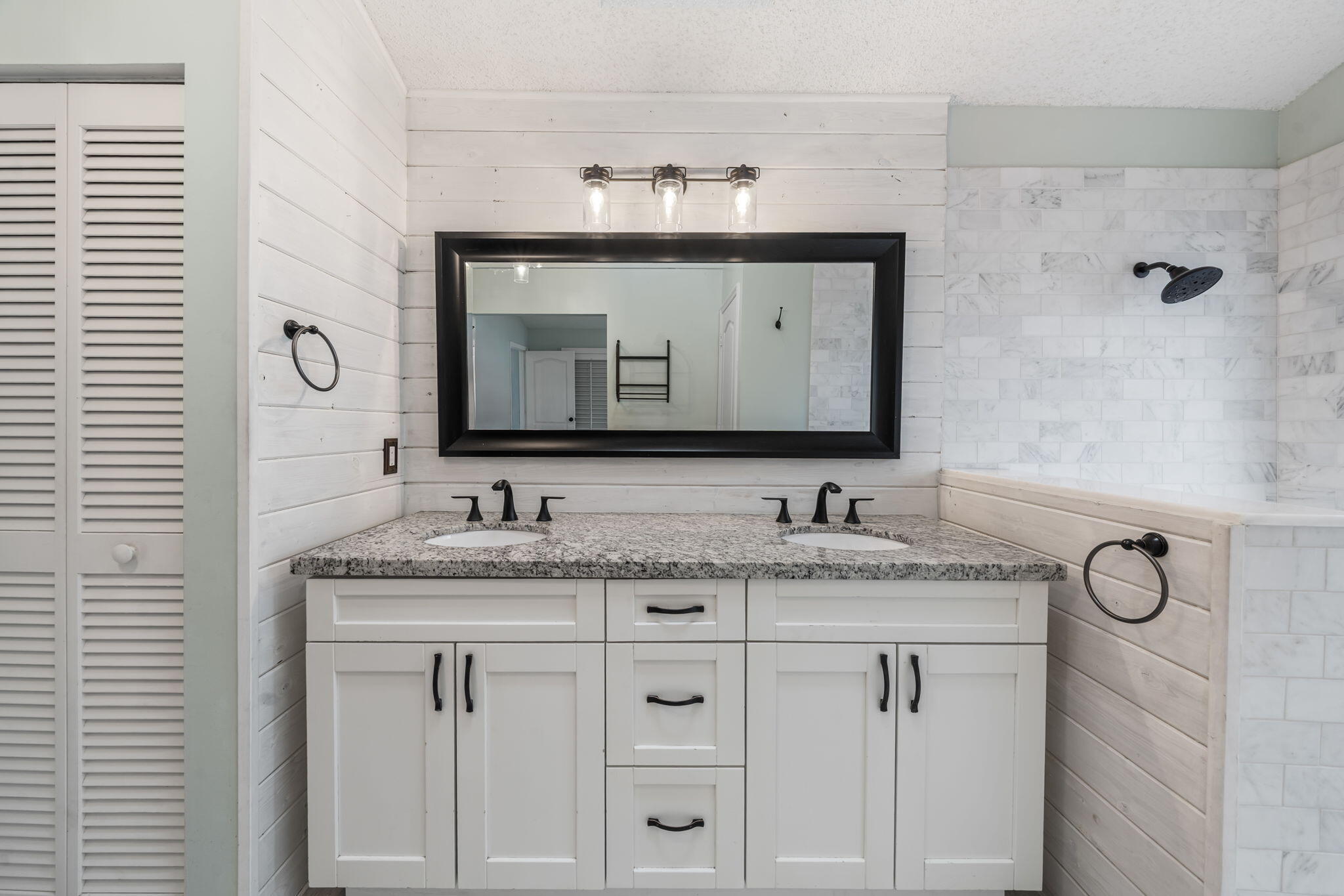 BREAKERS WEST | The Colony - Residential