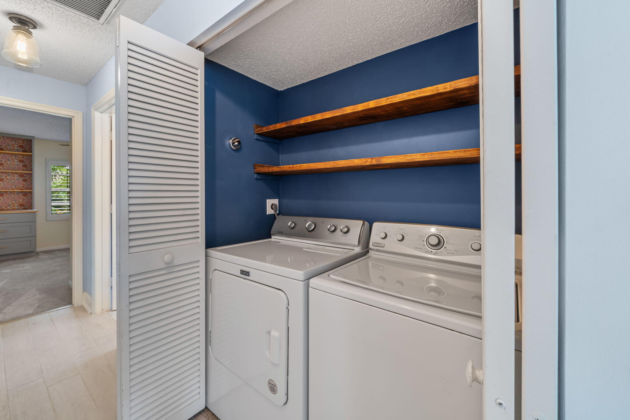 BREAKERS WEST | The Colony - Residential