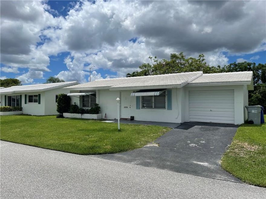This house was inherited, and the seller has no knowledge of the property. Major renovation is required, and the house is priced accordingly. The roof was new in 2018. Large 2BR 1 bath with a screened in patio plus an attached 1 car garage. Leisureville is a 55+ community. Investors, renting is allowed with no waiting period! Two pets allowed with no size restriction. Leisureville offers 2 clubhouses, 2 pools, a free 9 hole executive golf course, billiards, shuffleboard. and a shuttle bus to take you shopping. HOA maintains the lawn, sprinkler system, building exterior painting and roof coating. Minimum credit score of 650 is required per association.