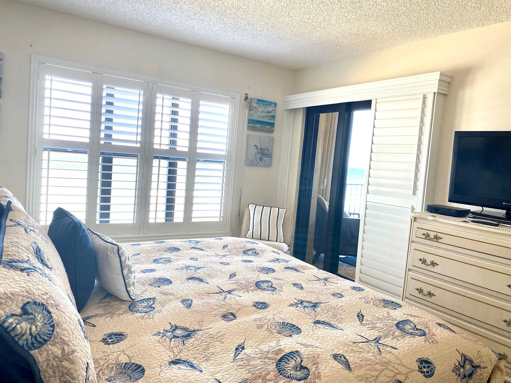 ATLANTIS III BY THE SEA, - Residential Lease