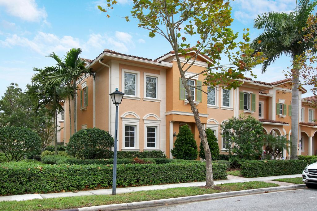 Photo of 187 Edenberry Avenue, Jupiter, FL 33458 (MLS # R10768990)