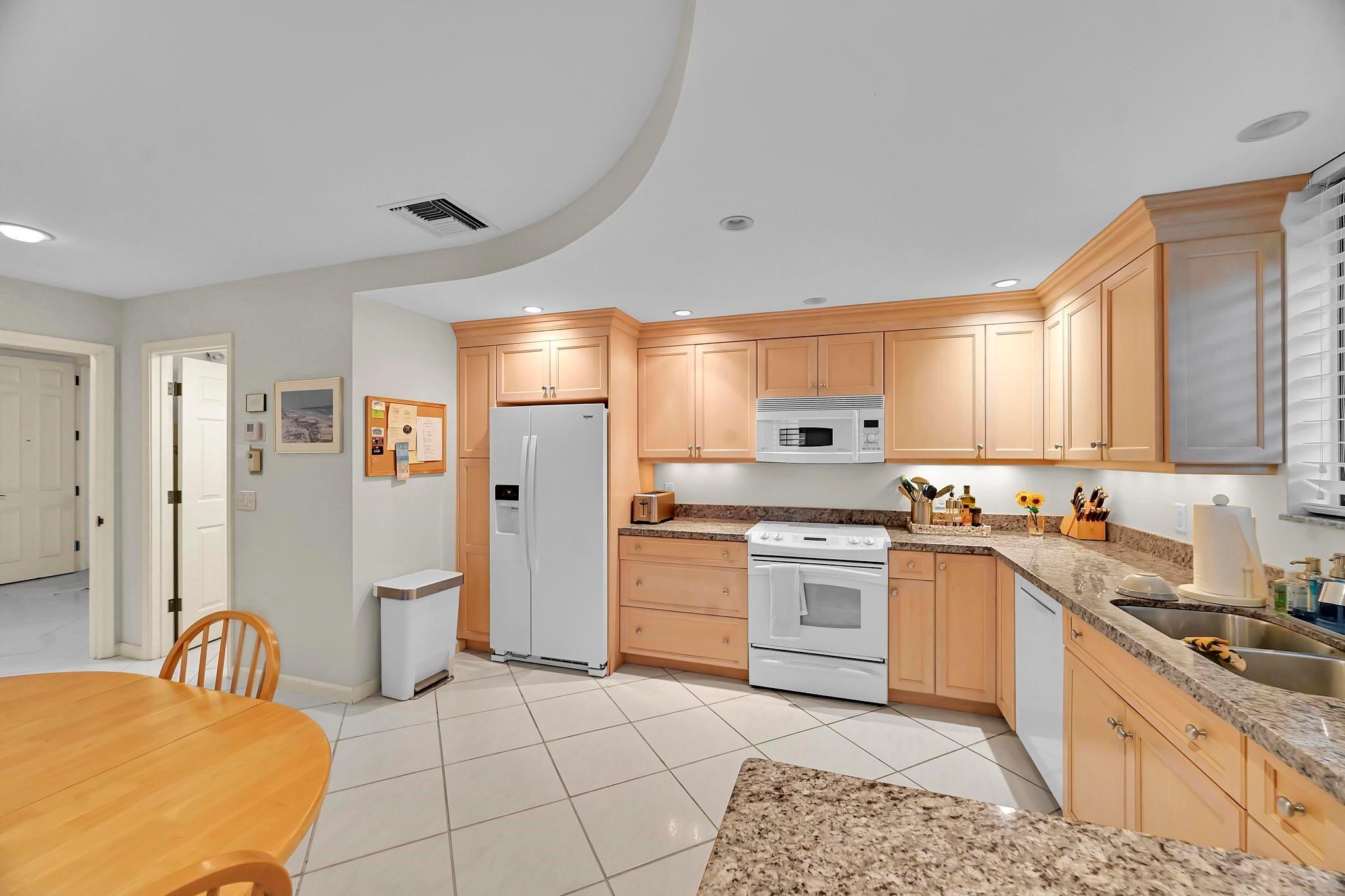 El Cortijo - Residential