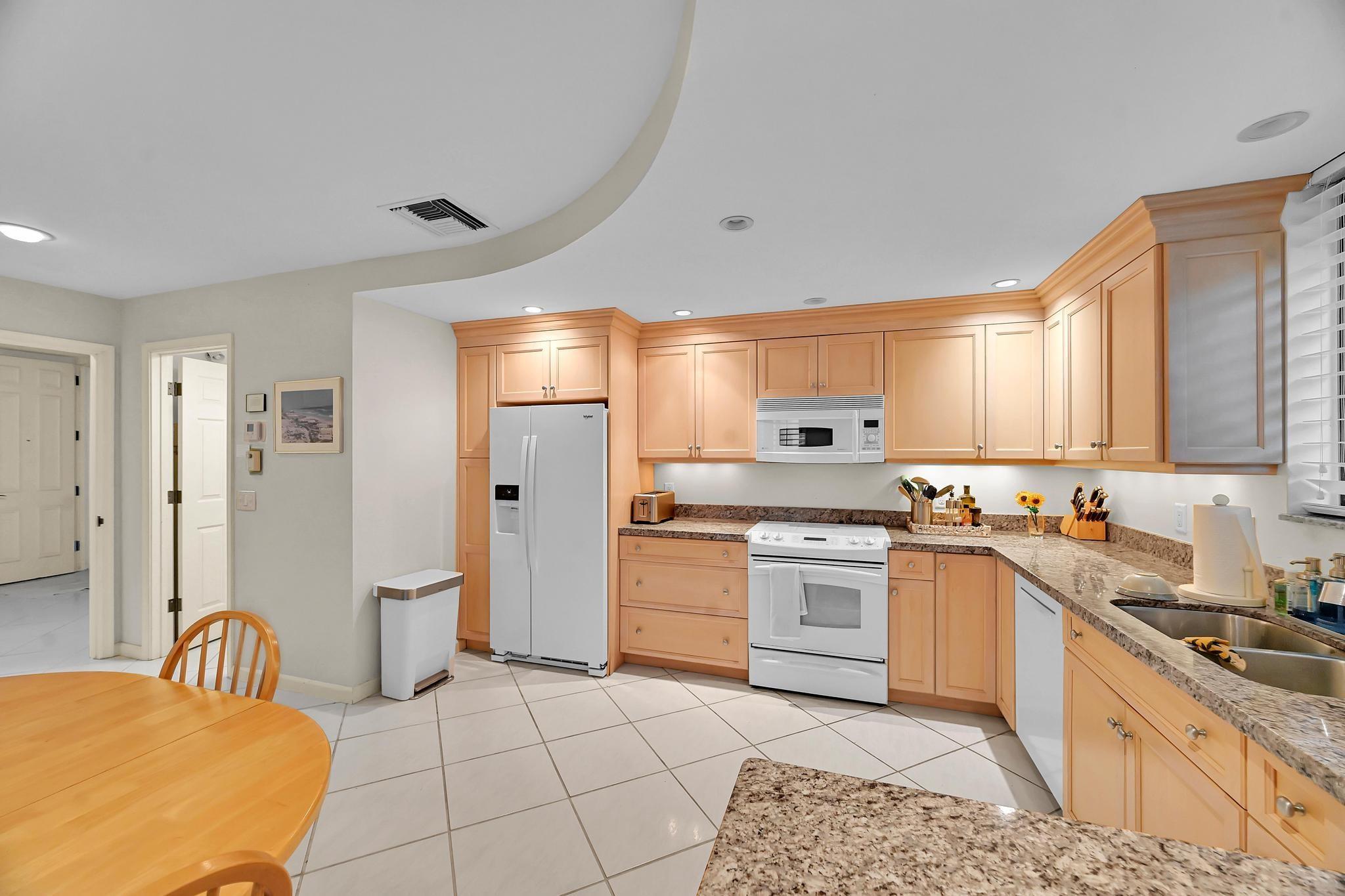 El Cortijo - Residential