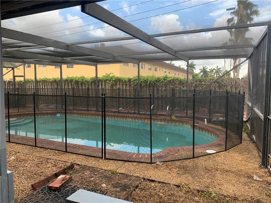 Sunrise Golf Village Sec - Residential