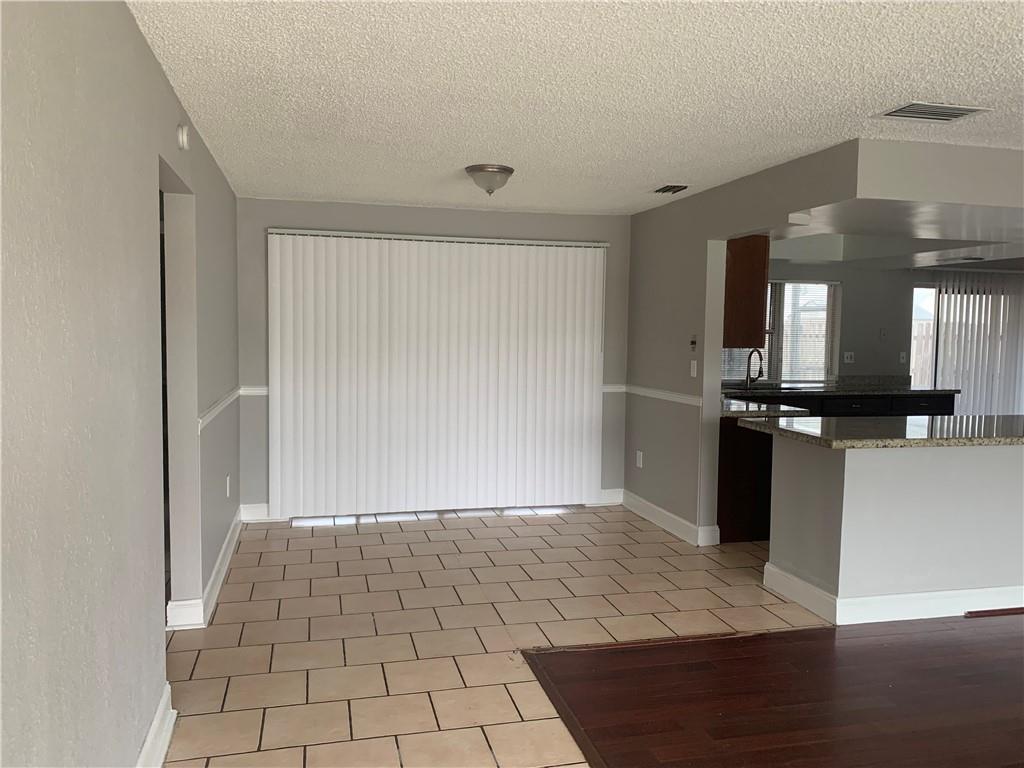 Sunrise Golf Village Sec - Residential