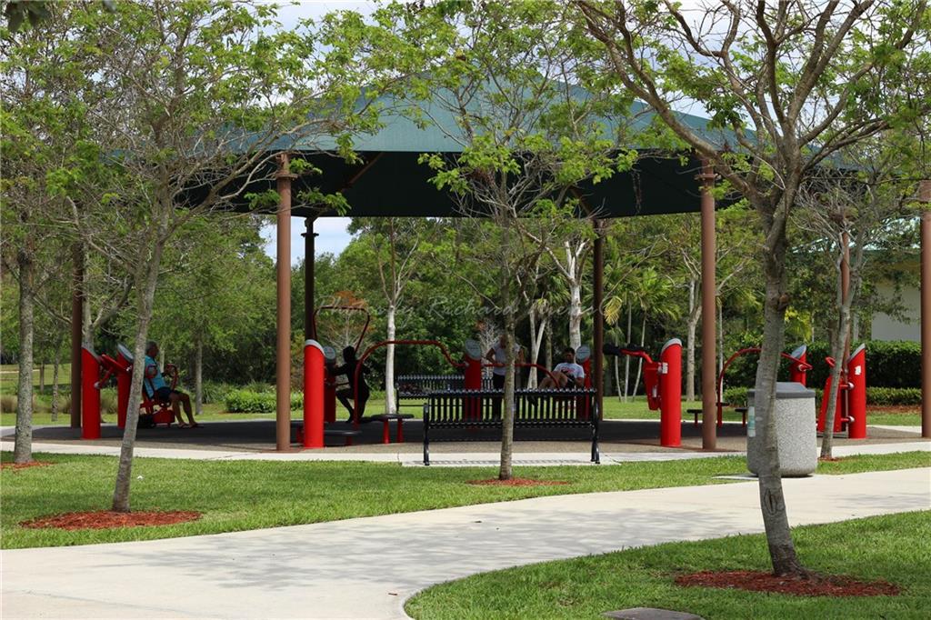 Palm Aire Country Club - Residential