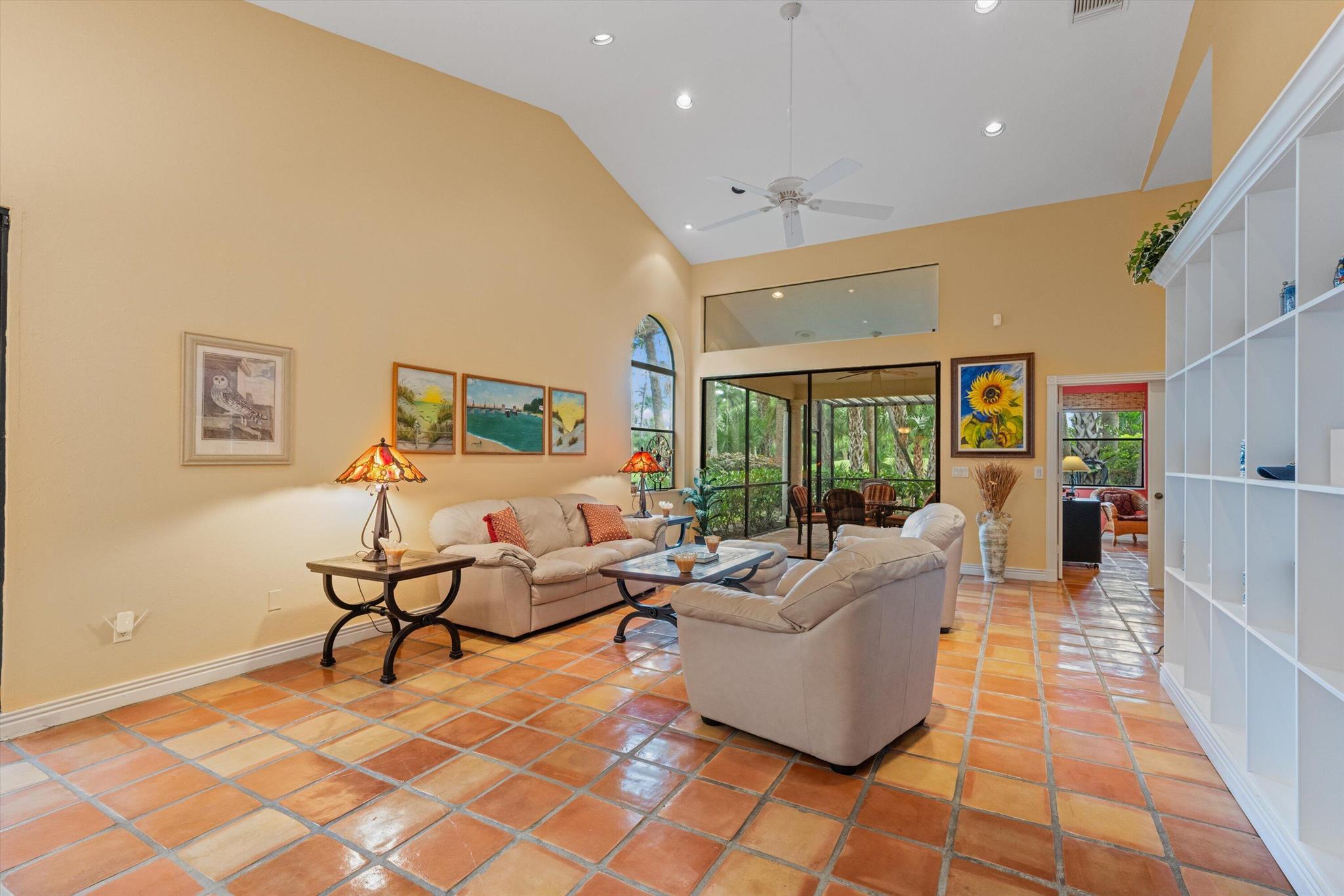 BREAKERS WEST - Residential