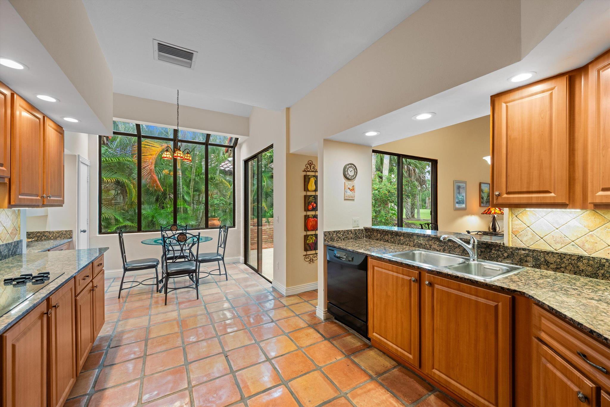 BREAKERS WEST - Residential