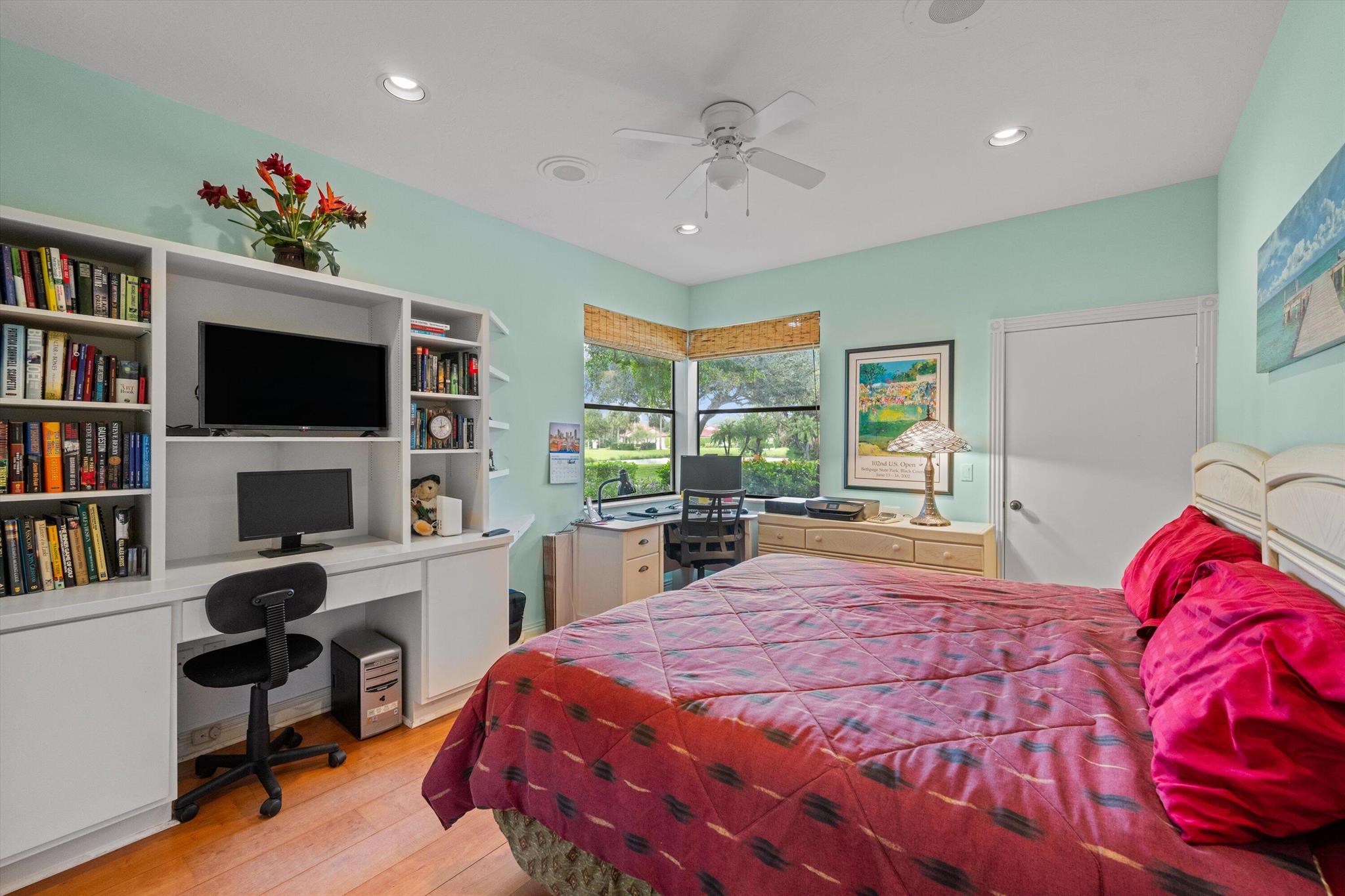 BREAKERS WEST - Residential