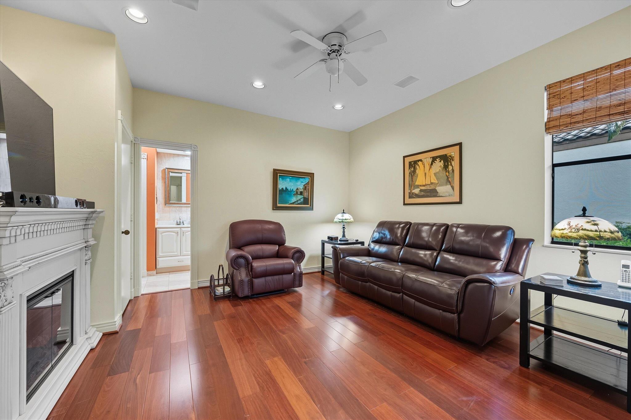 BREAKERS WEST - Residential