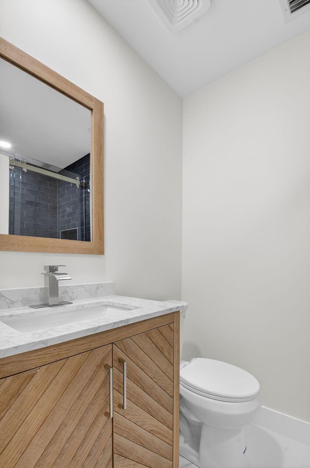 RAINBOW LAKES I - Residential Lease