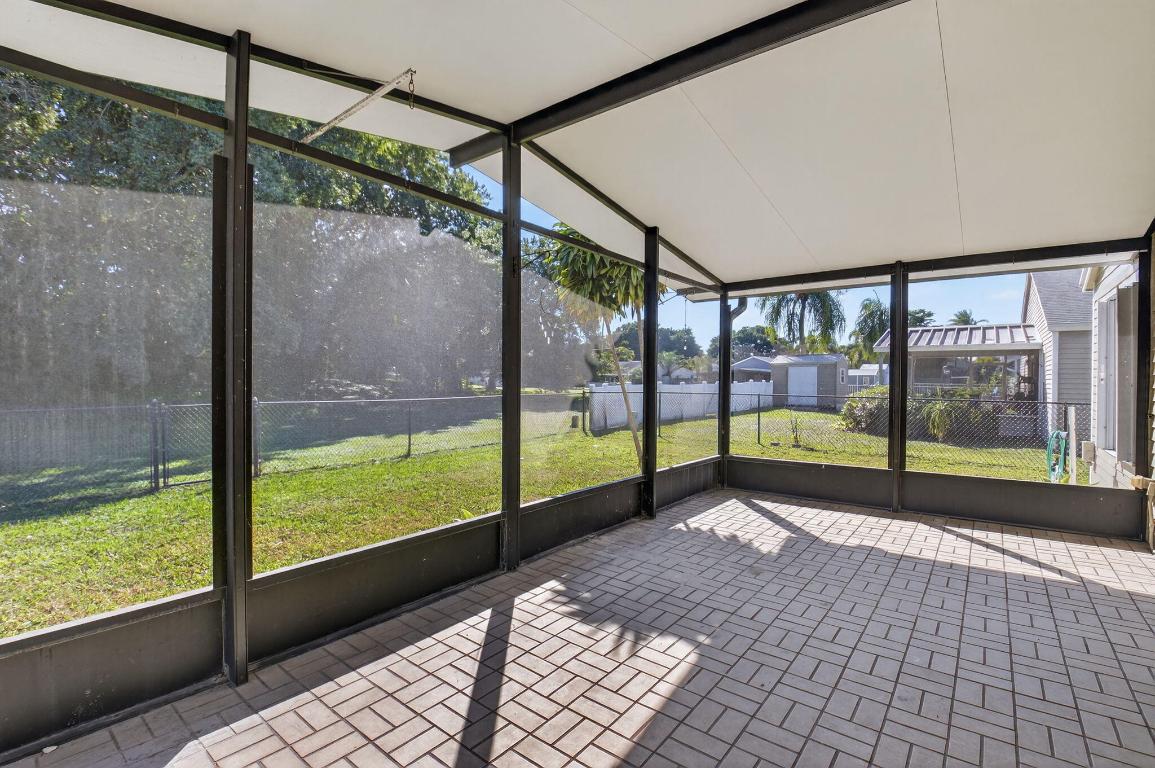 RAINBOW LAKES I - Residential Lease