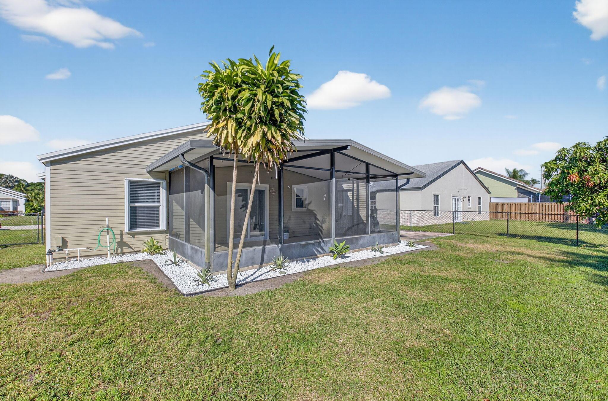 RAINBOW LAKES I - Residential Lease