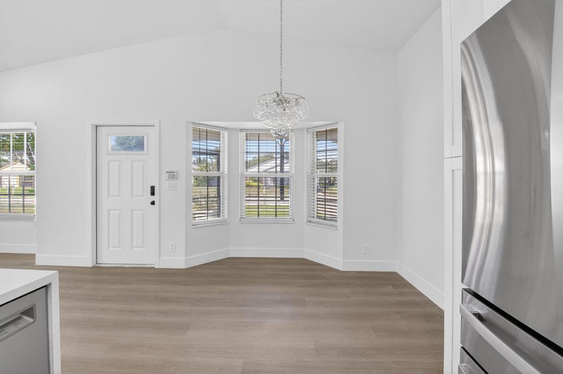 RAINBOW LAKES I - Residential Lease