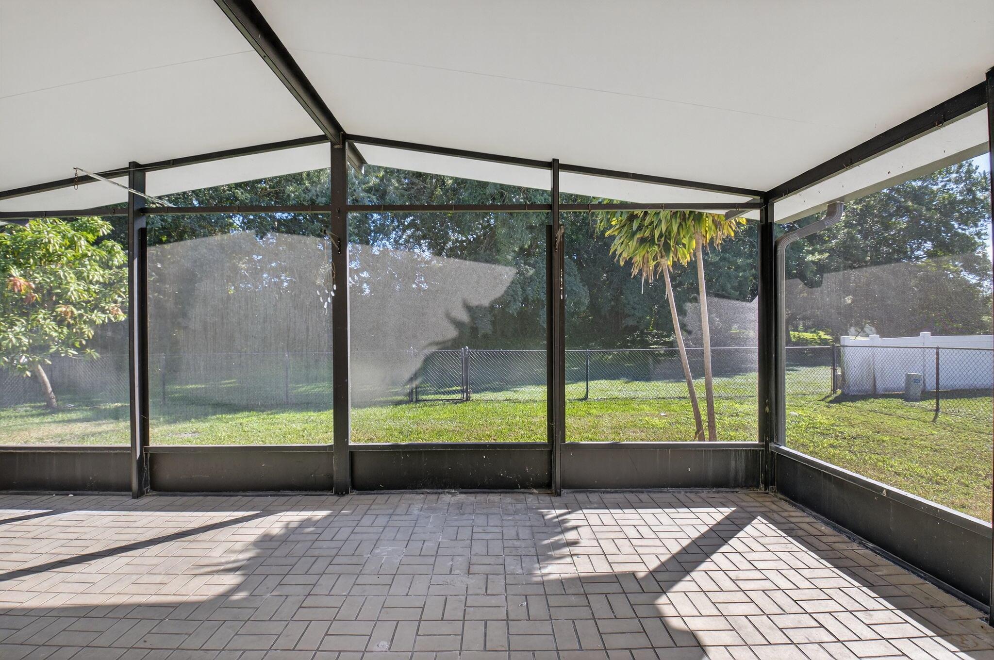 RAINBOW LAKES I - Residential Lease