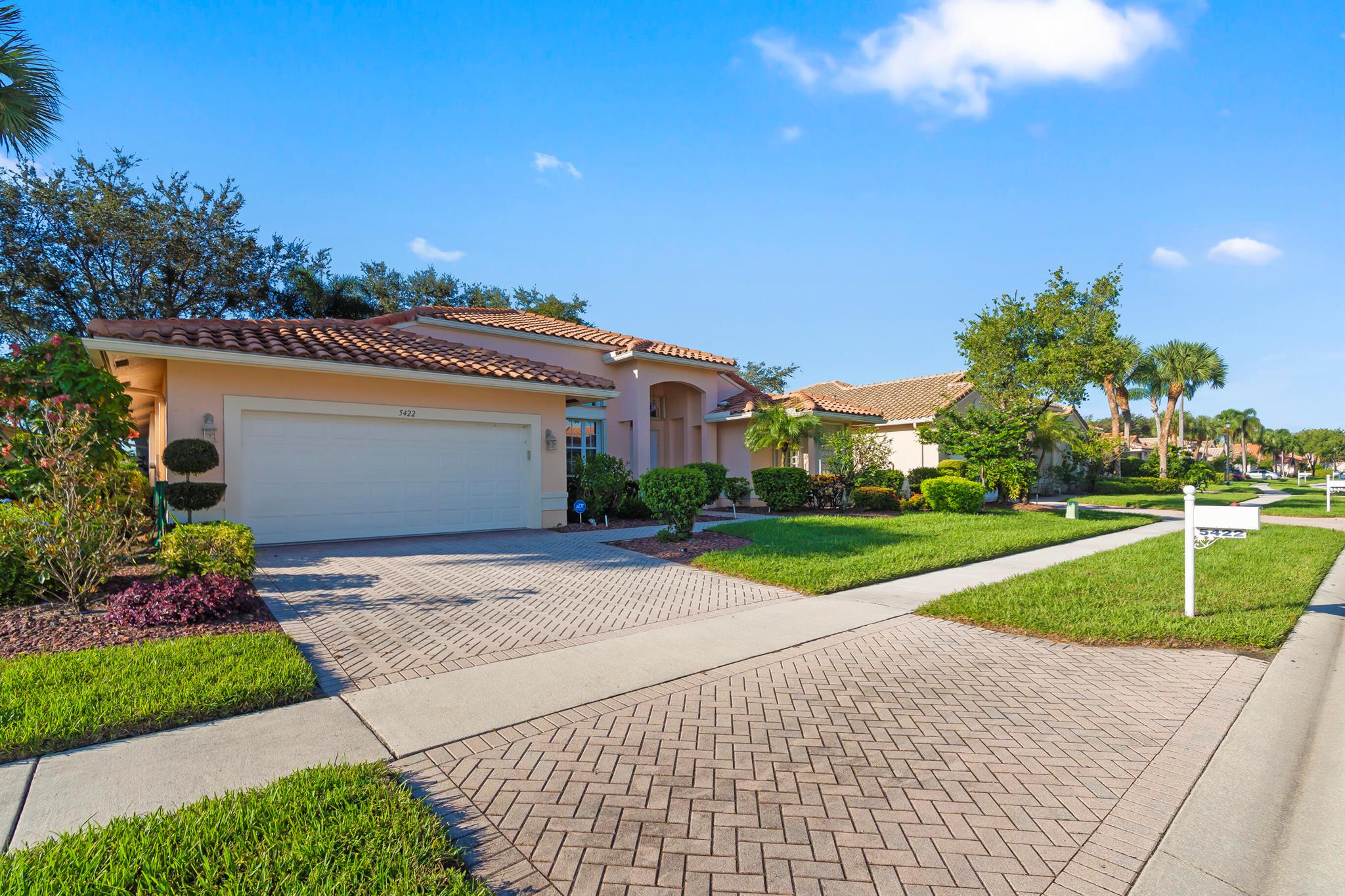 5422 Landon Circle