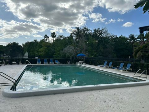 Tiny photo for 701 N Pine Island Road #304, Plantation, FL 33324 (MLS # B26018594)