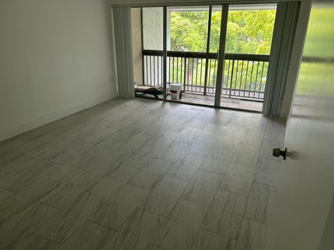 Tiny photo for 701 N Pine Island Road #304, Plantation, FL 33324 (MLS # B26018594)