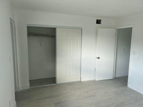Tiny photo for 701 N Pine Island Road #304, Plantation, FL 33324 (MLS # B26018594)