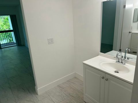 Tiny photo for 701 N Pine Island Road #304, Plantation, FL 33324 (MLS # B26018594)
