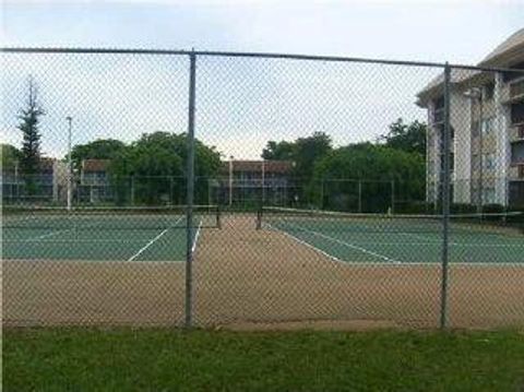 Tiny photo for 701 N Pine Island Road #304, Plantation, FL 33324 (MLS # B26018594)