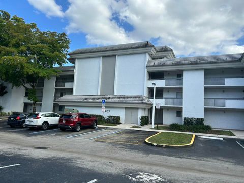 Tiny photo for 701 N Pine Island Road #304, Plantation, FL 33324 (MLS # B26018594)