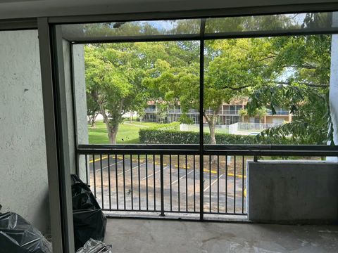 Tiny photo for 701 N Pine Island Road #304, Plantation, FL 33324 (MLS # B26018594)