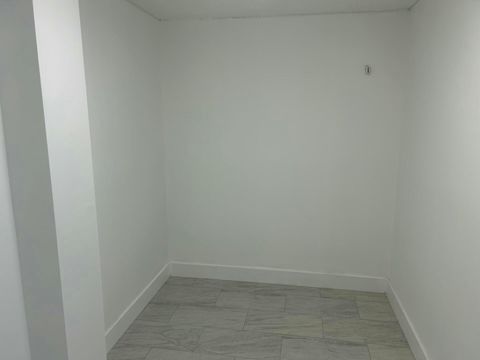 Tiny photo for 701 N Pine Island Road #304, Plantation, FL 33324 (MLS # B26018594)